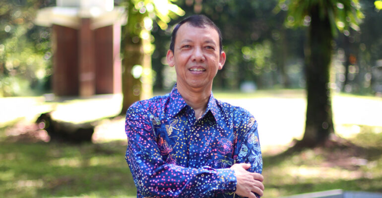 Kontribusi Peneliti IPB University untuk Biologi Perairan Indonesia Isotop Stabil untuk Telusuri Jaring Makanan Perairan