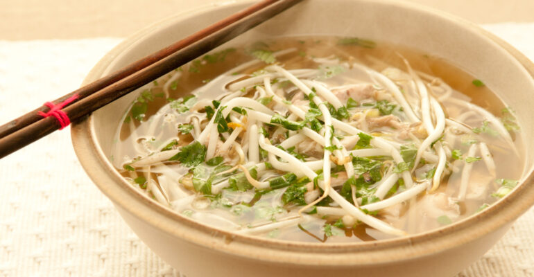 Pho Bukan Sekadar Kuliner Khas Vietnam