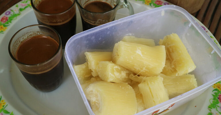 Amankah Singkong Rebus Dikonsumsi Bersama Kopi Ini Kata Dosen Gizi IPB University