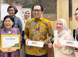 Bawa Permen Cajuputs Candy, Peneliti IPB University Raih Award Inovasi Minyak Atsiri Nasional