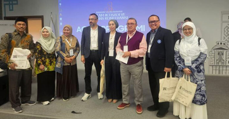 Dekan FEM IPB University Ungkap Tiga Pelajaran Penting dari Peran Wakaf dalam Penguatan Industri Milite