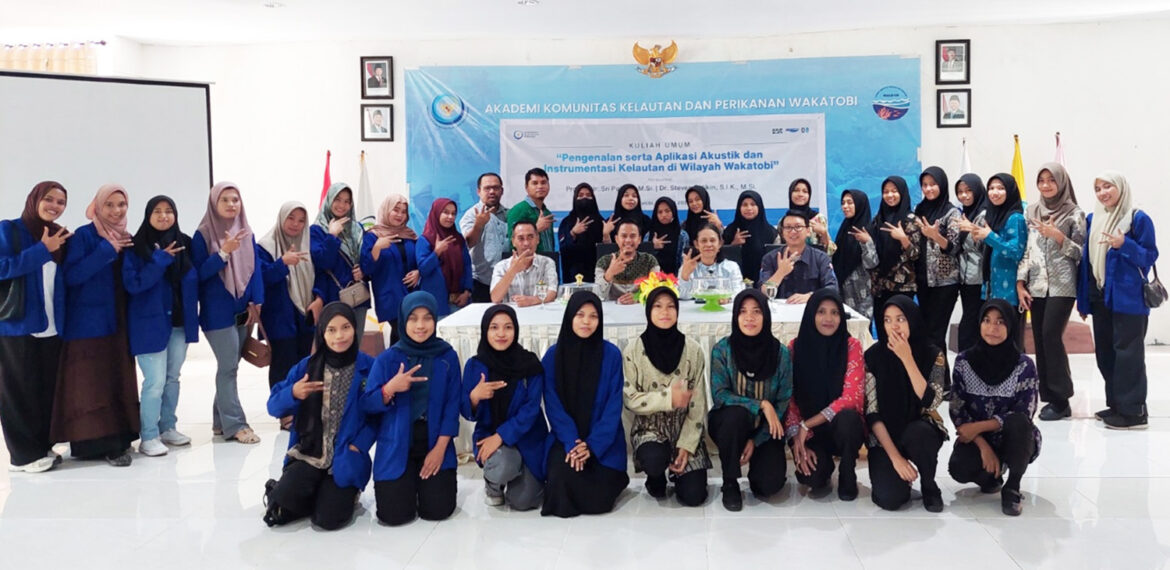 Dua Peneliti IPB University Dorong Pemanfaatan Teknologi Akustik untuk Gali Potensi Laut Wakatobi