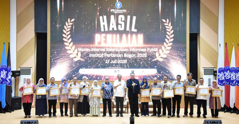 IPB University Beri Penghargaan Keterbukaan Informasi Publik, Ini 10 Fakultas Sekolah dengan Predikat I