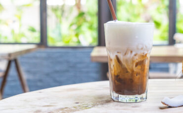 Tren Coconut Milk Coffee, Amankah Kopi Dicampur Santan? Begini Jawaban Dosen Gizi IPB University