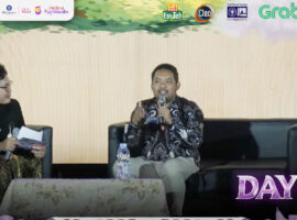 Founder Esteh Indonesia Beri Inspirasi Wirausaha kepada Mahasiswa Baru Sekolah Vokasi IPB University