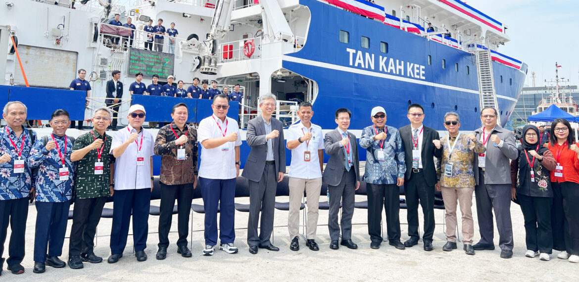 Melihat Kapal Riset Tan Kah Kee, Rektor IPB University Berharap Indonesia Punya Fasilitas Serupa