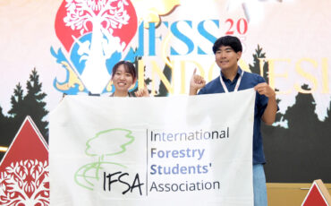 Sebanyak 72 Rimbawan Muda Dunia Berkumpul di IPB University, Dorong Aksi Net Zero Emisi