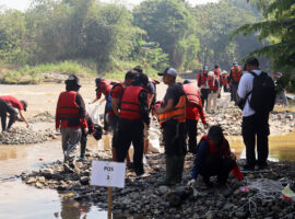 Setengah Ton Sampah Terangkat, Begini Cara Mahasiswa IPB University Rayakan Kemerdekaan