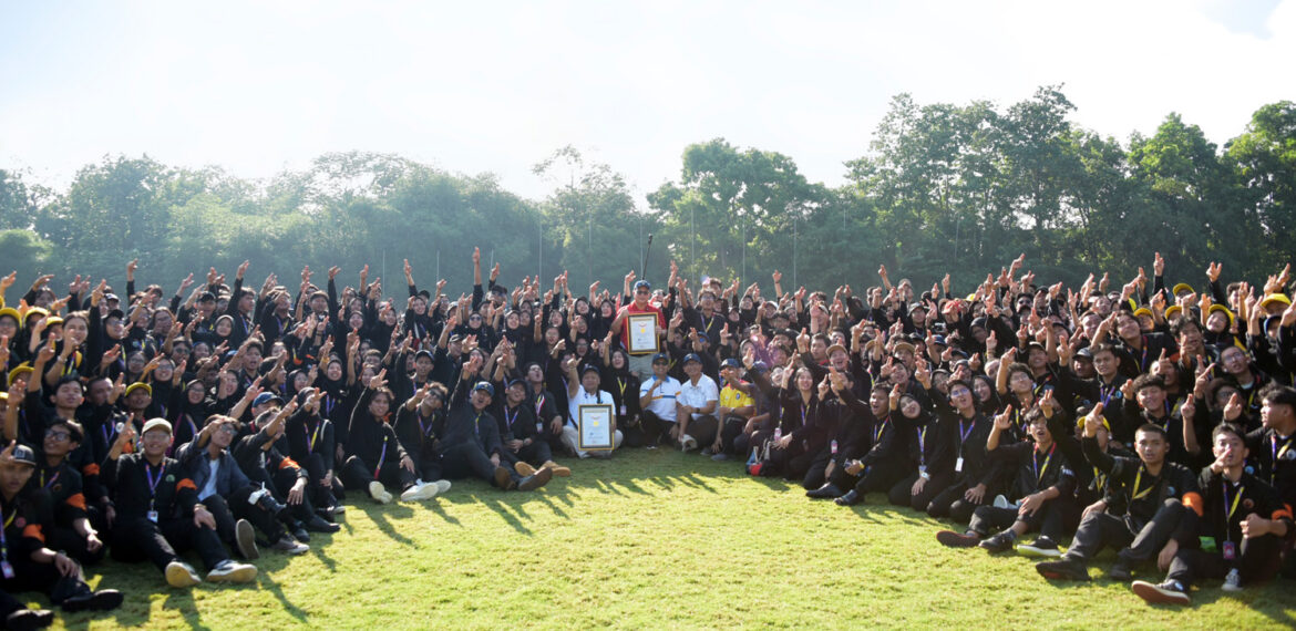 Suguhkan 88 Formasi, 4.472 Mahasiswa Baru IPB University Pecahkan Rekor MURI
