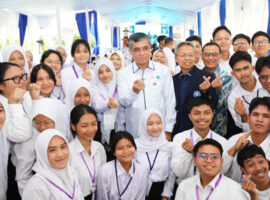 Tutup Rangkaian MPKMB Sekolah Vokasi IPB University, Menaker M-Shaped Competency yang Kini Dibutuhkan