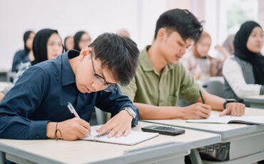 Ingin Sukses di Bangku Kuliah Ikuti Lima Kebiasaan Penting Ini
