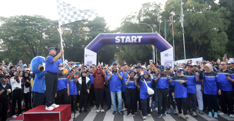 Lebih dari 10 Ribu Peserta Meriahkan Jalan Pagi Sehat Dies Natalis ke-62 IPB University