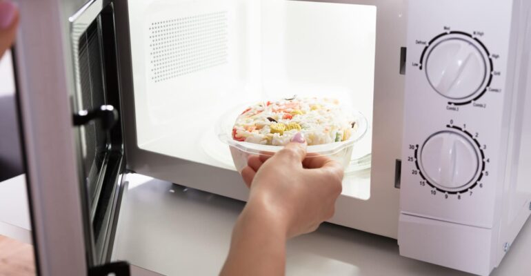 pakar-ipb-university-ingatkan-bahaya-menghangatkan-ulang-jenis-makanan-ini