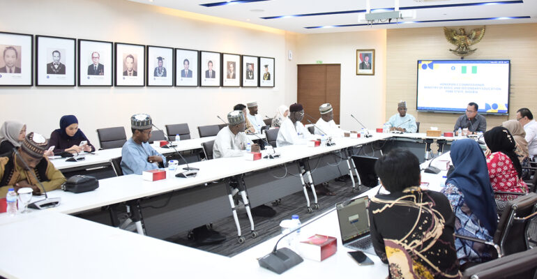 Kunjungan Assoc Prof Dr Abba Idris Adam Nigeria