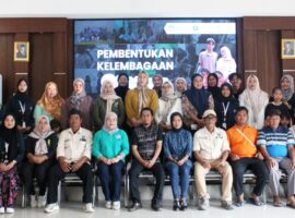 himaiko-ipb-university-bentuk-komunitas-keluarga-sauyunan-di-desa-citaringgul