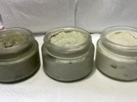 mahasiswa-ipb-university-kembangkan-sunscreen-antiacne-dari-limbah-kulit-bawang-merah-dan-rumput-laut