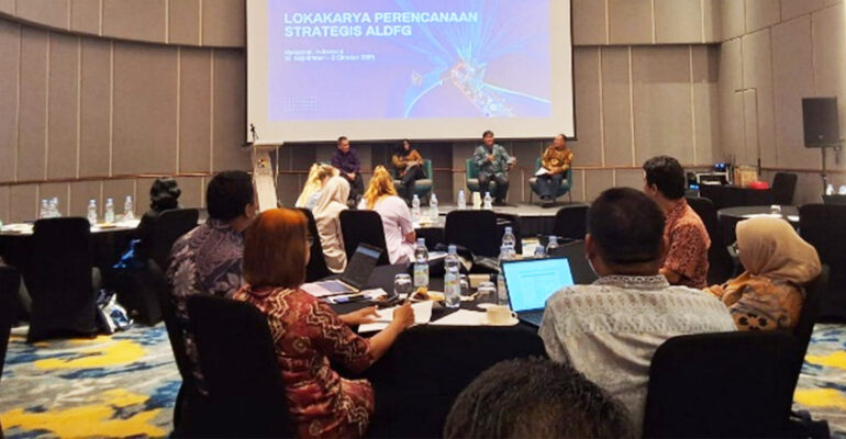 peneliti-ipb-university-sampaikan-hasil-kajian-dampak-aldfg-di-merauke-dan-laut-arafura