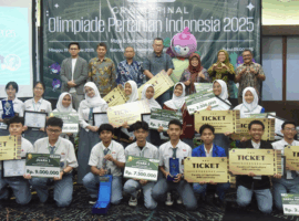 rektor-ipb-university-beri-golden-ticket-bagi-anak-petani-berprestasi-dalam-olimpiade-pertanian-indonesia