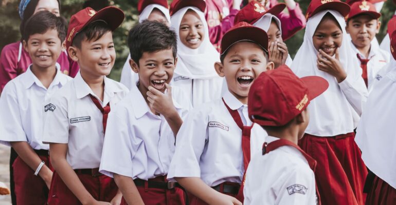 soroti-pentingnya-sinergi-prof-dwi-hastuti-pengasuhan-anak-bukan-hanya-tugas-orang-tua