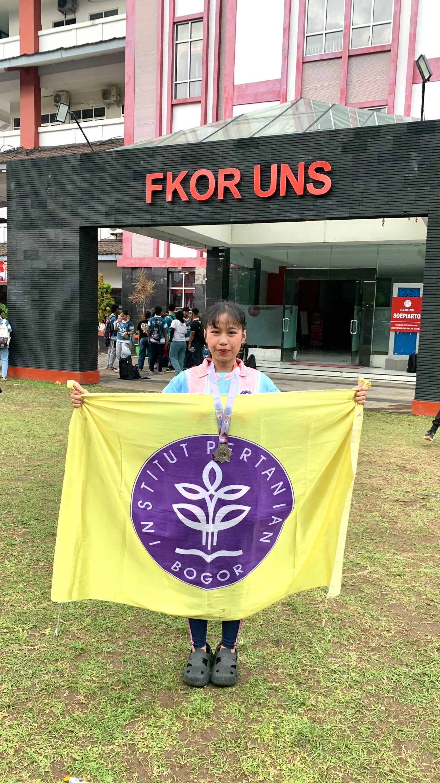 Afina Nadhira Yuvani Putri_A1401241067_Juara 2 Kata Mahasiswa Kyu 5 Putri