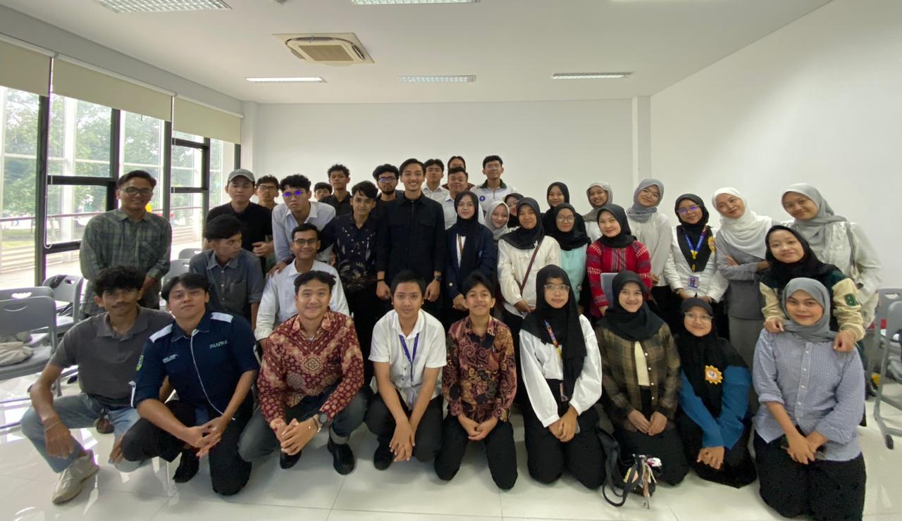 WhatsApp Image 2025-11-14 at 09.58.17 (1)