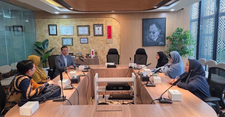 allianz-syariah-gandeng-cibest-salurkan-beasiswa-untuk-mahasiswa-ipb-university