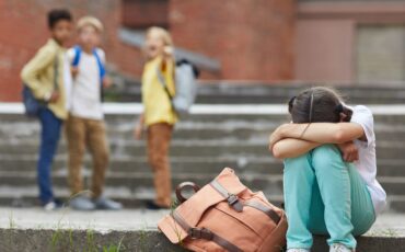 bullying-dan-kesehatan-mental-anak-jadi-kekhawatiran-utama-orang-tua-ini-solusi-pakar-keluarga-ipb-university