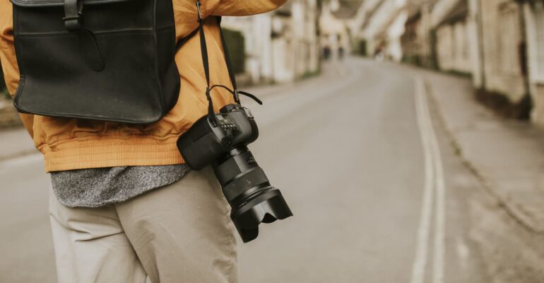 fenomena-fotografer-jalanan-sosiolog-ipb-university-sebut-tanda-kontrol-sosial-baru