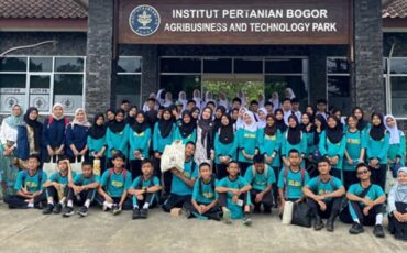 ipb-university-ajak-peserta-sekolah-remaja-berkualitas-kenali-dunia-kampus-dan-teknologi-pertanian-di-atp