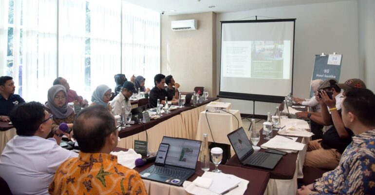 ipb-university-kenalkan-ican-sebagai-pusat-riset-unggulan-pengembangan-perhutanan-sosial