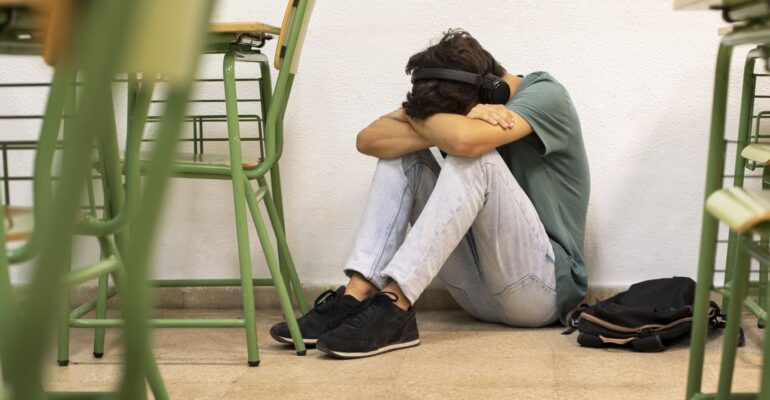 kesehatan-remaja-kian-mengkhawatirkan-ini-respons-psikiater-ipb-university-atas-ledakan-kasus-bullying