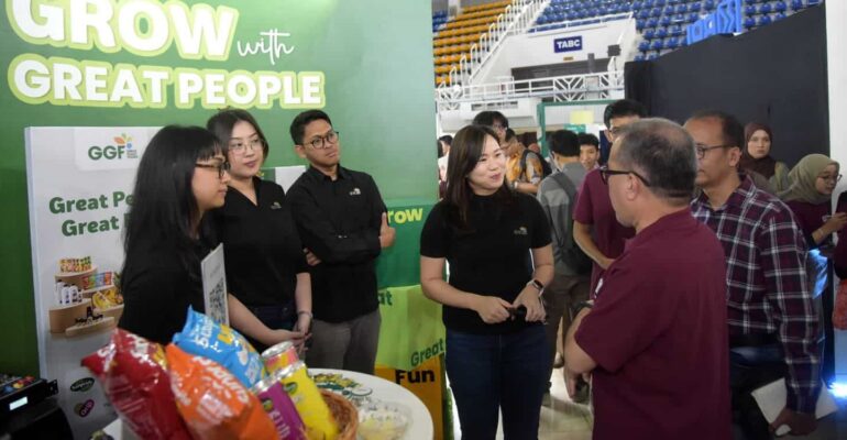 sebanyak-32-perusahaan-ramaikan-ipb-job-fair-2025-hadirkan-121-loker-dan-beragam-program-pengembangan-karier