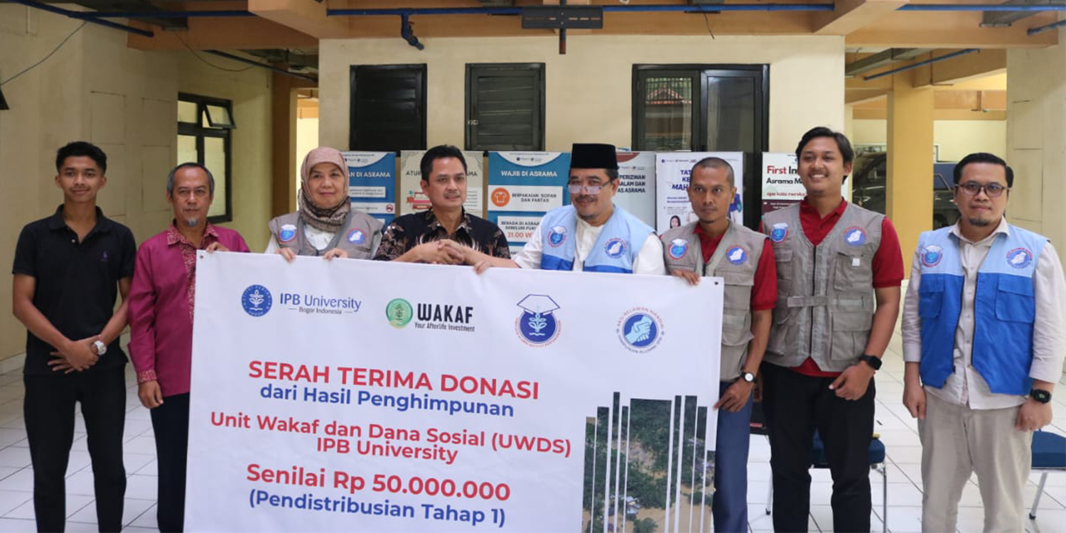 Peduli Bencana Sumatra dan Aceh, IPB Salurkan Donasi Tahap I