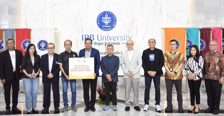 dana-lestari-gotong-royong-alumni-jaga-akses-pendidikan