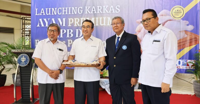 fakultas-peternakan-ipb-university-resmi-luncurkan-karkas-ayam-lokal-pedaging-unggul-premium-ipb-d1