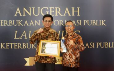ipb-university-raih-penghargaan-perguruan-tinggi-kualifikasi-informatif-dari-komisi-informasi-pusat