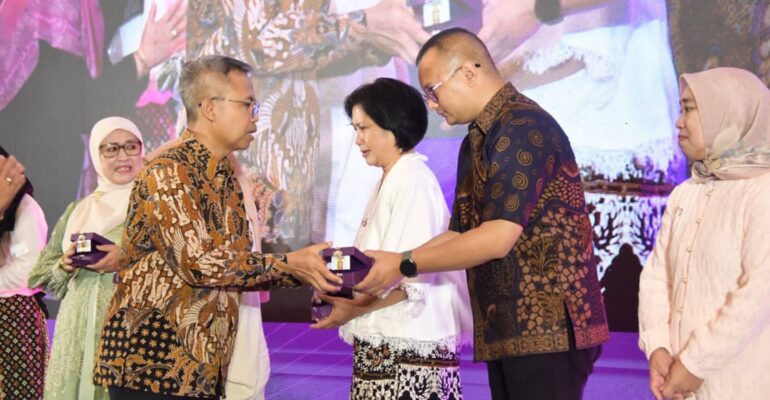 lepas-119-pegawai-purnabakti-rektor-ipb-university-selalu-menjadi-rumah