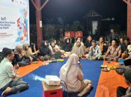 sekolah-lapang-untuk-pembudi-daya-koi-blitar-hadapi-era-digital