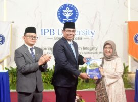 mwa-ipb-university-lantik-dr-heti-mulyati-sebagai-paw-wakil-rektor-bidang-resiliensi-sumberdaya-dan-infrastruktur-2023-2028