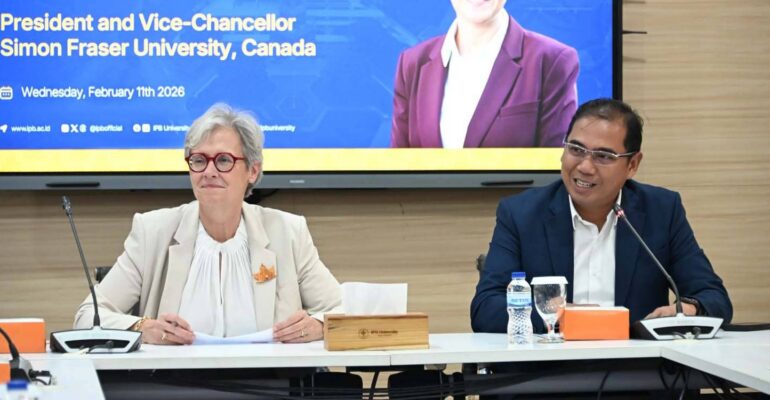 ipb-university-dan-simon-fraser-university-bahas-kolaborasi-riset-double-degree-dan-mobilitas-mahasiswa.jpg