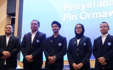 kukuhkan-200-ketua-ormawa-rektor-ipb-university-tantang-mahasiswa-manfaatkan-green-fund-untuk-program-berdampak.jpg