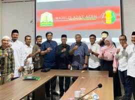 pplh-ipb-university-gandeng-majelis-adat-aceh-dorong-penguatan-panglima-uteun-untuk-jaga-kelestarian-hutan-aceh.jpg (1)
