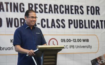 tingkatkan-publikasi-ilmiah-di-jurnal-bereputasi-rektor-ipb-university-siap-gandakan-alokasi-dana-riset.jpg