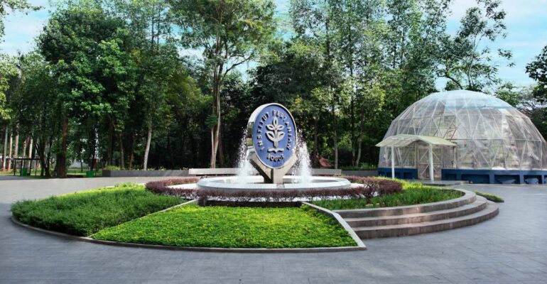 ipb-university-konsisten-pimpin-aksi-sdgs-ukir-prestasi-nasional-dan-perkuat-posisi-di-panggung-global.jpg (1)