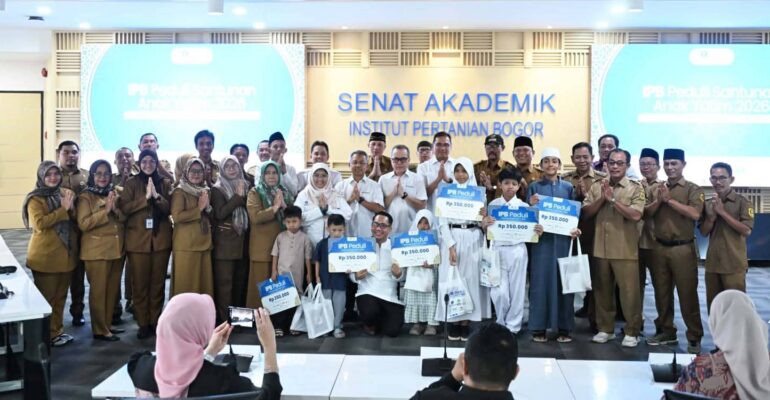 ipb-university-santuni-1-252-anak-yatim-di-empat-kecamatan-pada-ramadan-2026.jpg