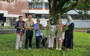 cover berita foto