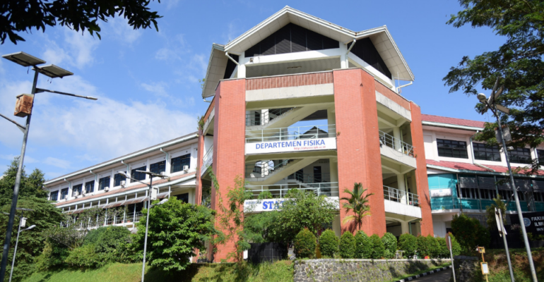 fmipa-ipb-university-bertransformasi-menuju-fakultas-sains-perkuat-bioinformatika-dan-riset-biodiversitas