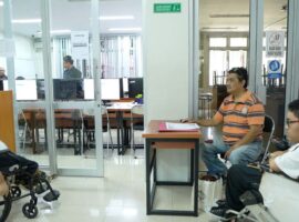 ikuti-utbk-di-ipb-university-dua-peserta-disabilitas-daksa-ini-optimis-lolos-snbt.jpg
