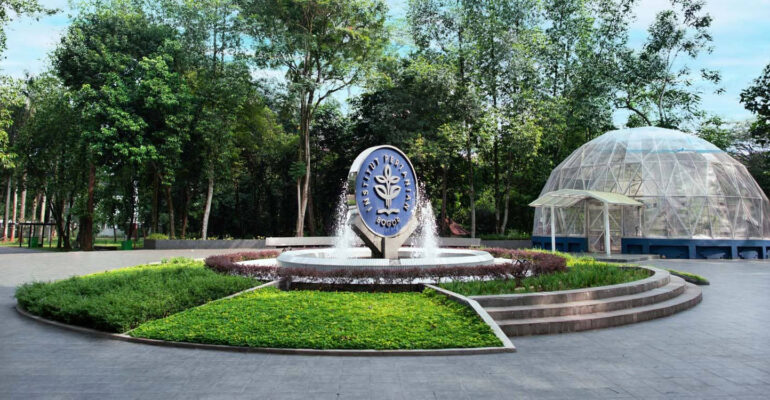 ipb-university-siapkan-2-481-kursi-jalur-snbt-2026-simak-strategi-lolosnya-.jpg