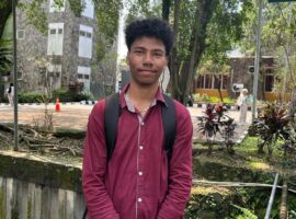 kisah-haru-di-balik-utbk-enam-tahun-tinggalkan-flores-yosef-kejar-mimpi-diterima-di-d4-akuntansi-ipb-university.jpg